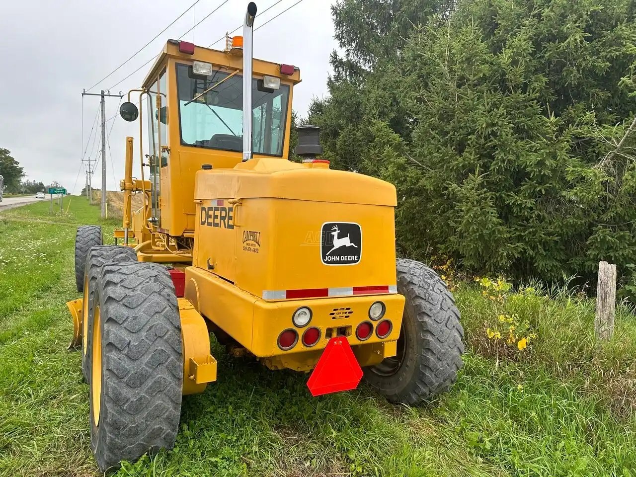 1988 John Deere 570B