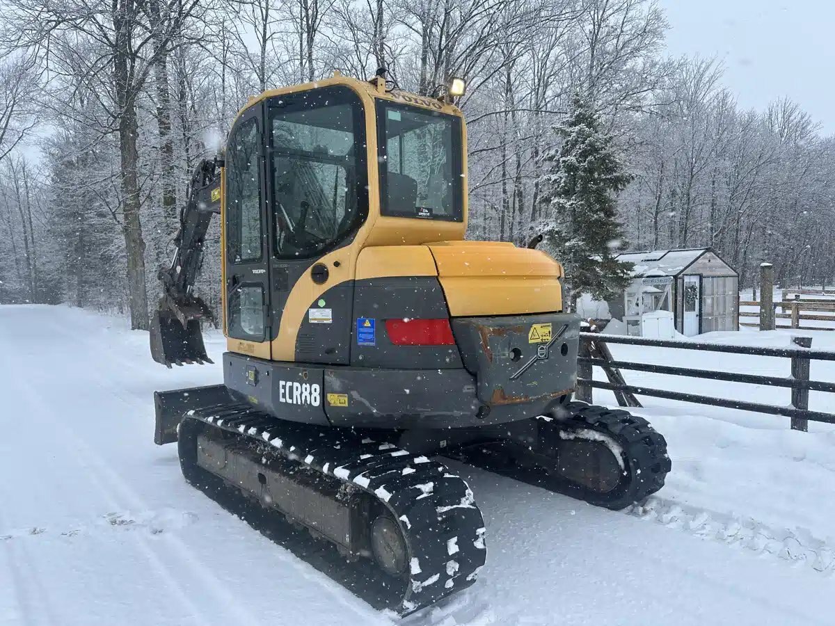 2014 Volvo ECR88