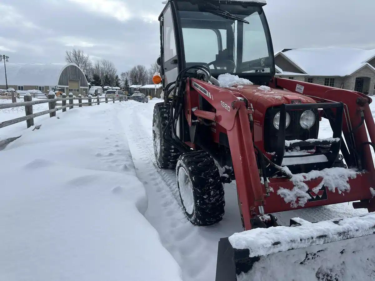 2007 Massey Ferguson 1528