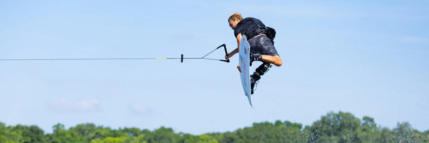 O'Brien Spark Wakeboard 133