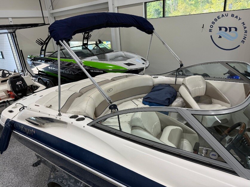 2007 Kayot V200i – 11 Passenger Deck Boat