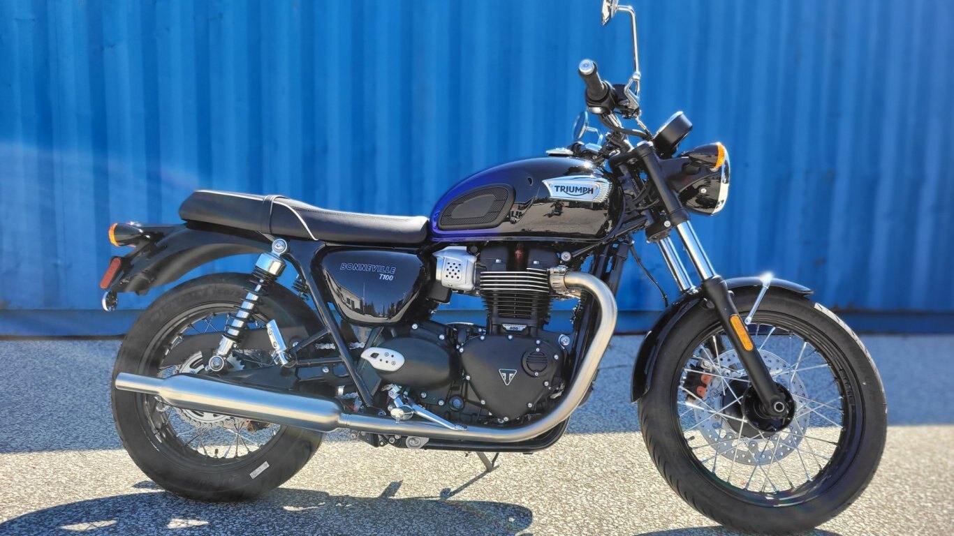 2024 Triumph BONNEVILLE T100 STEALTH EDITION - SAPPHIRE BLUE / SILVER BLUE