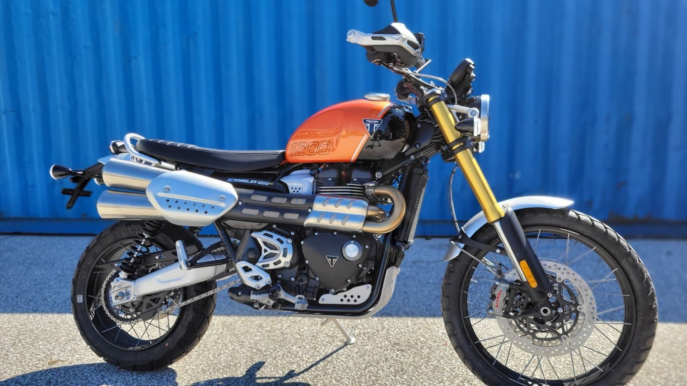 2024 Triumph SCRAMBLER 1200 XE BAJA ORANGE / PHANTOM BLACK