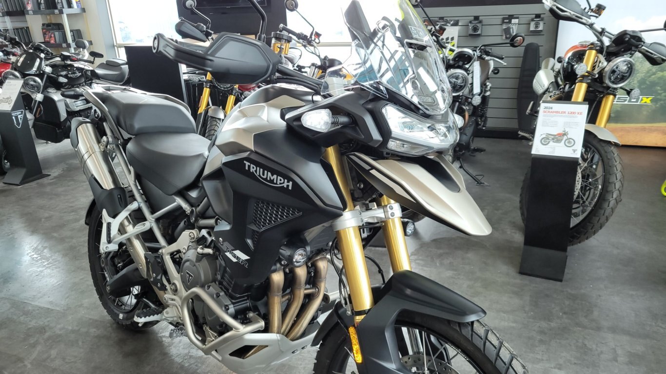 2024 Triumph Tiger 1200 Rally Pro Matte Sandstorm