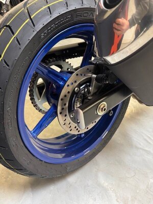 2026 Suzuki SV650A Pearl Vigor Blue