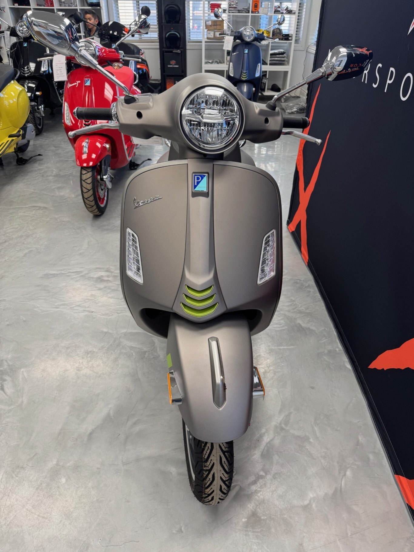 2024 Vespa GTS 300 HPE SUPER TECH