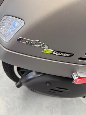 2024 Vespa GTS 300 HPE SUPER TECH