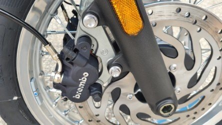 2025 TRIUMPH BONNEVILLE T120 ICON EDITION