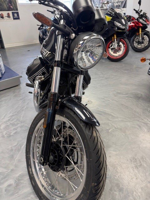 2024 Moto Guzzi V7 Special Silver Stripe Monochrome