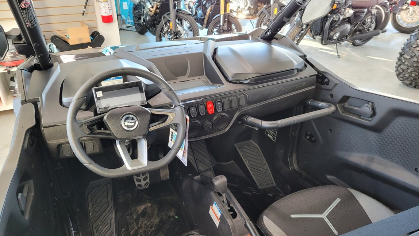 2025 CFMOTO ZFORCE 800 TRAIL Nebula Black