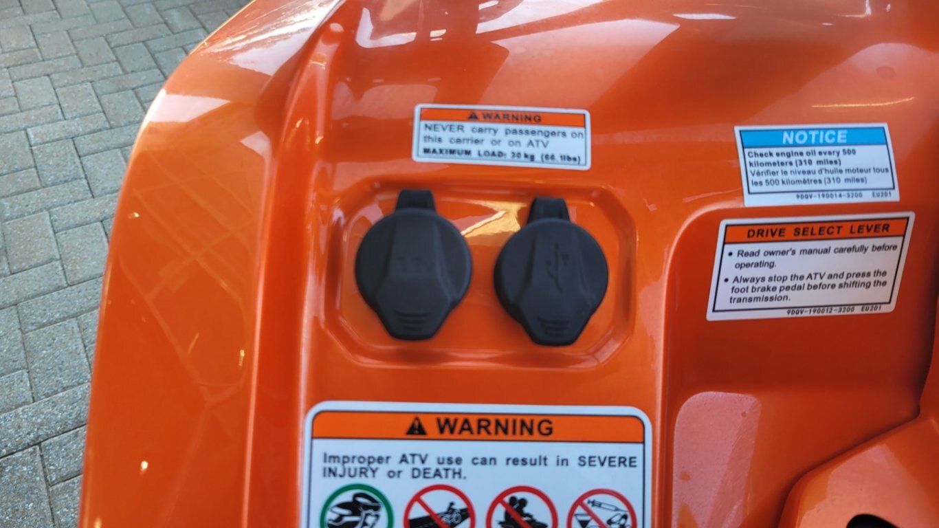 2024 CFMOTO CFORCE 400 Lava Orange