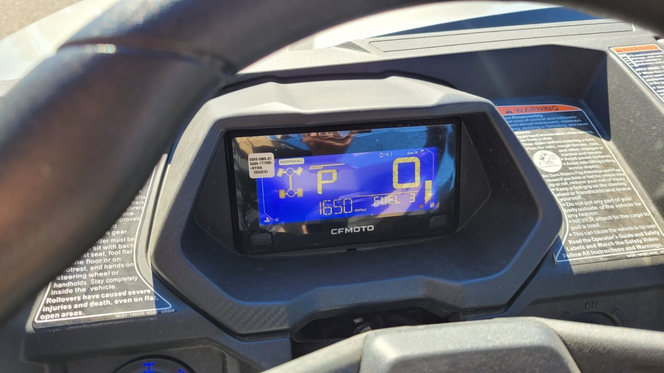 2025 CFMOTO UFORCE 600 EPS Velocity Grey