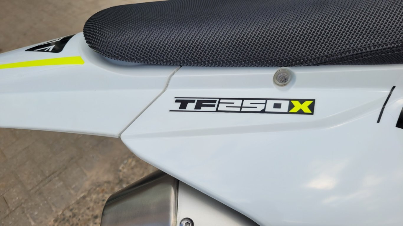 2024 Triumph TF 250 X