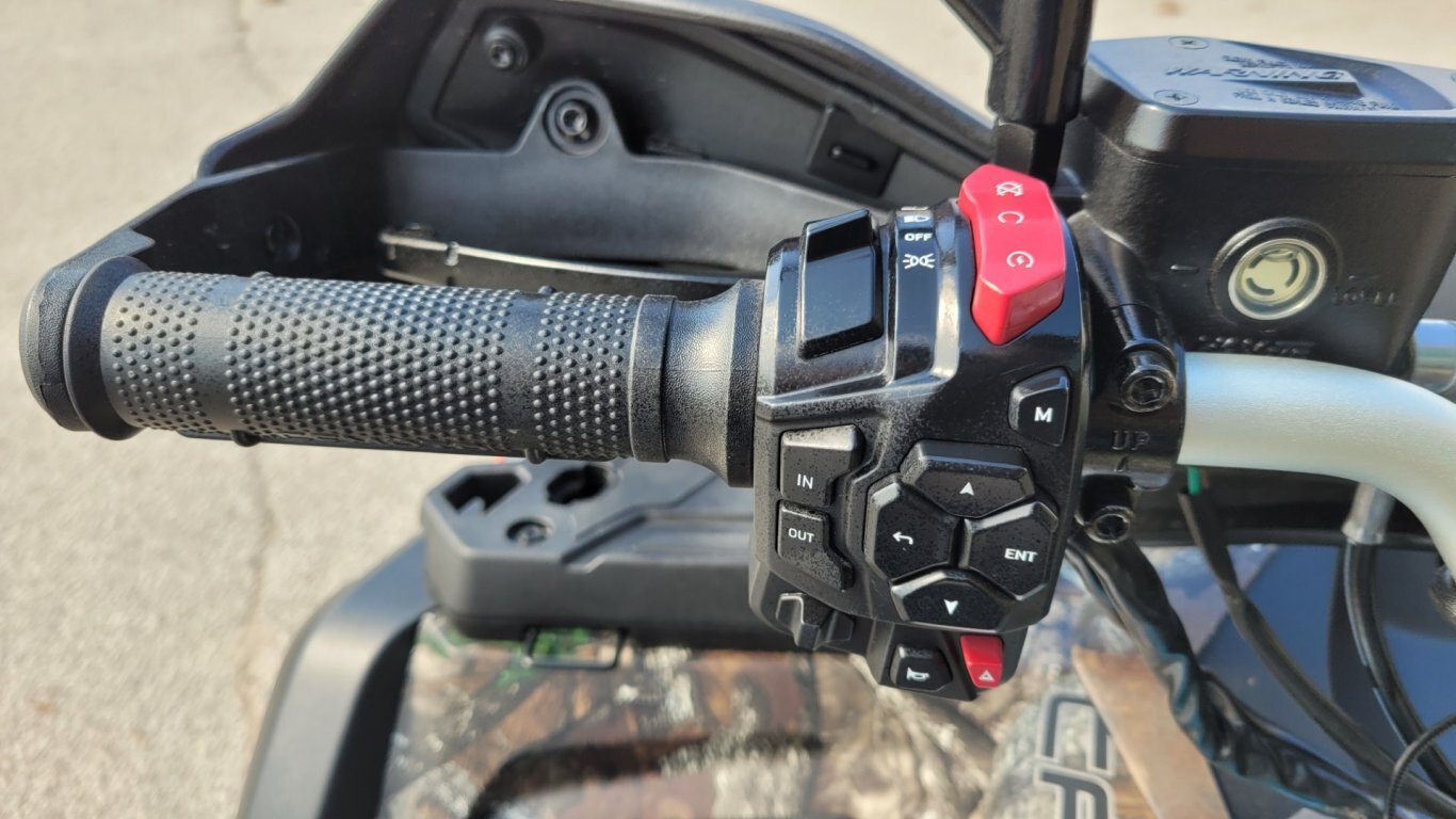 2025 TRIUMPH BONNEVILLE T120 ICON EDITION