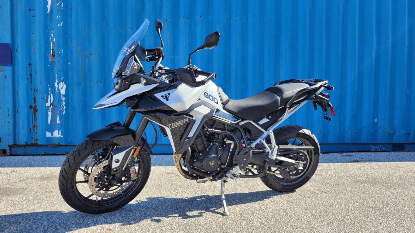 2025 Triumph Tiger 900 GT PRO Snowdonia White / Sapphire Black
