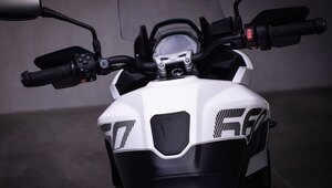 2026 Triumph Tiger Sport 660 Carnival Red