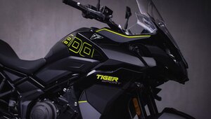2026 Triumph Tiger Sport 800 Graphite / Sapphire Black