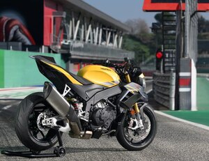 2026 Aprilia Tuono V4 1100 Shark Grey