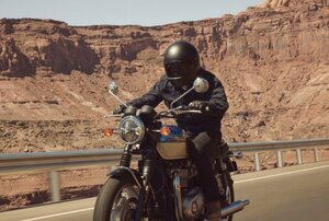 2026 Triumph Bonneville T120 Stone grey