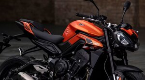 2026 Triumph Street Triple 765 R Pure White