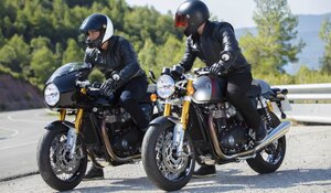2026 Triumph Thruxton RS Jet Black