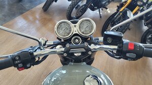 2026 Triumph Bonneville T120 Stone grey