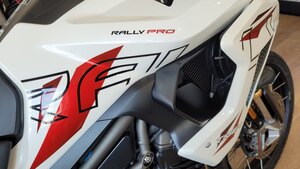 2026 Triumph TIGER 1200 Desert Edition Crystal white