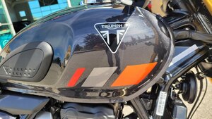 2026 TRIUMPH SCRAMBLER 400 XC STONE GREY