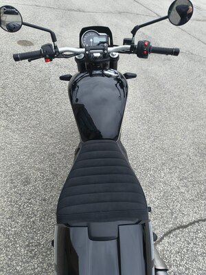 2027 Triumph Tracker 400 Phantom black