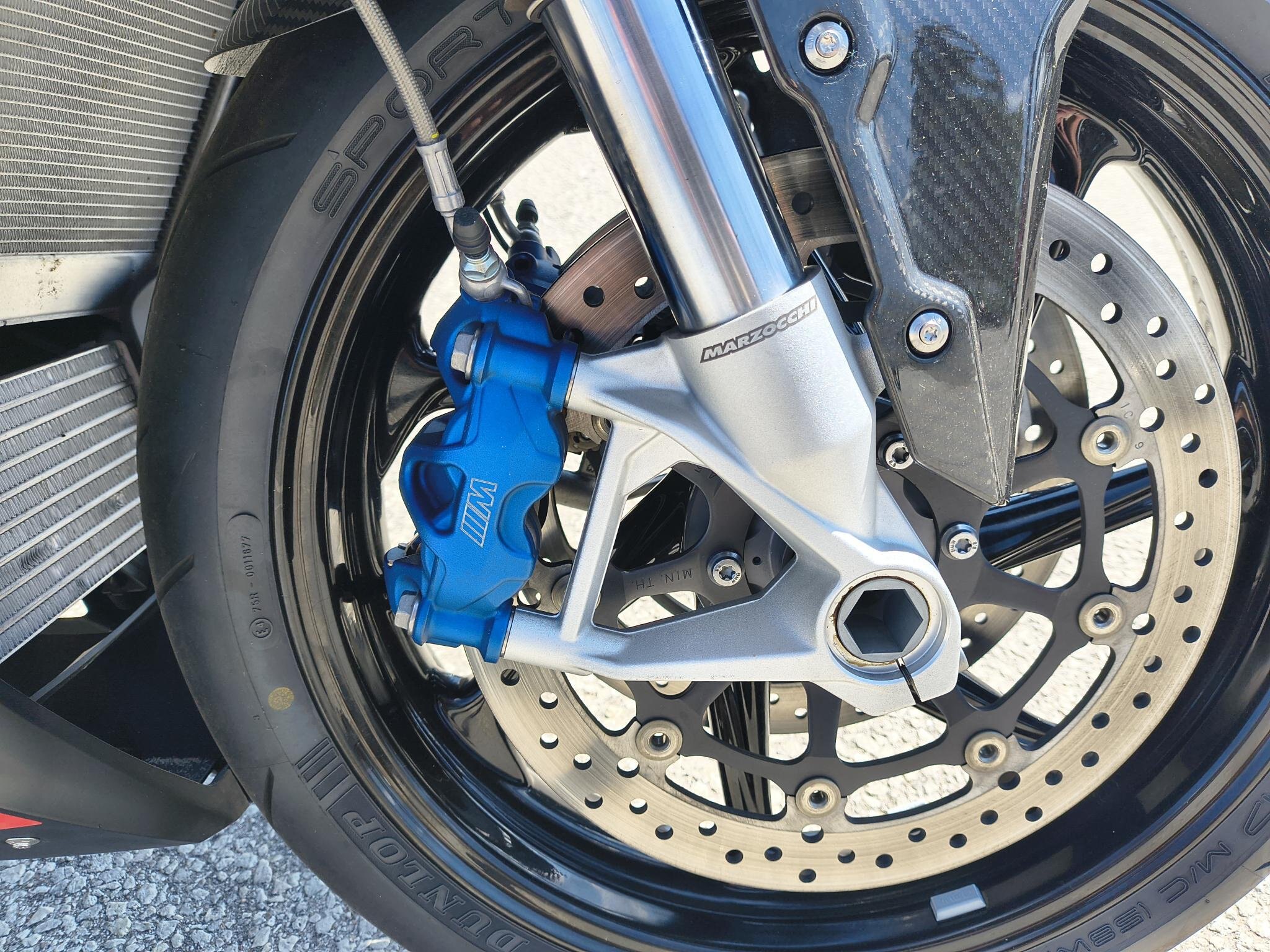 2022 BMW M1000RR