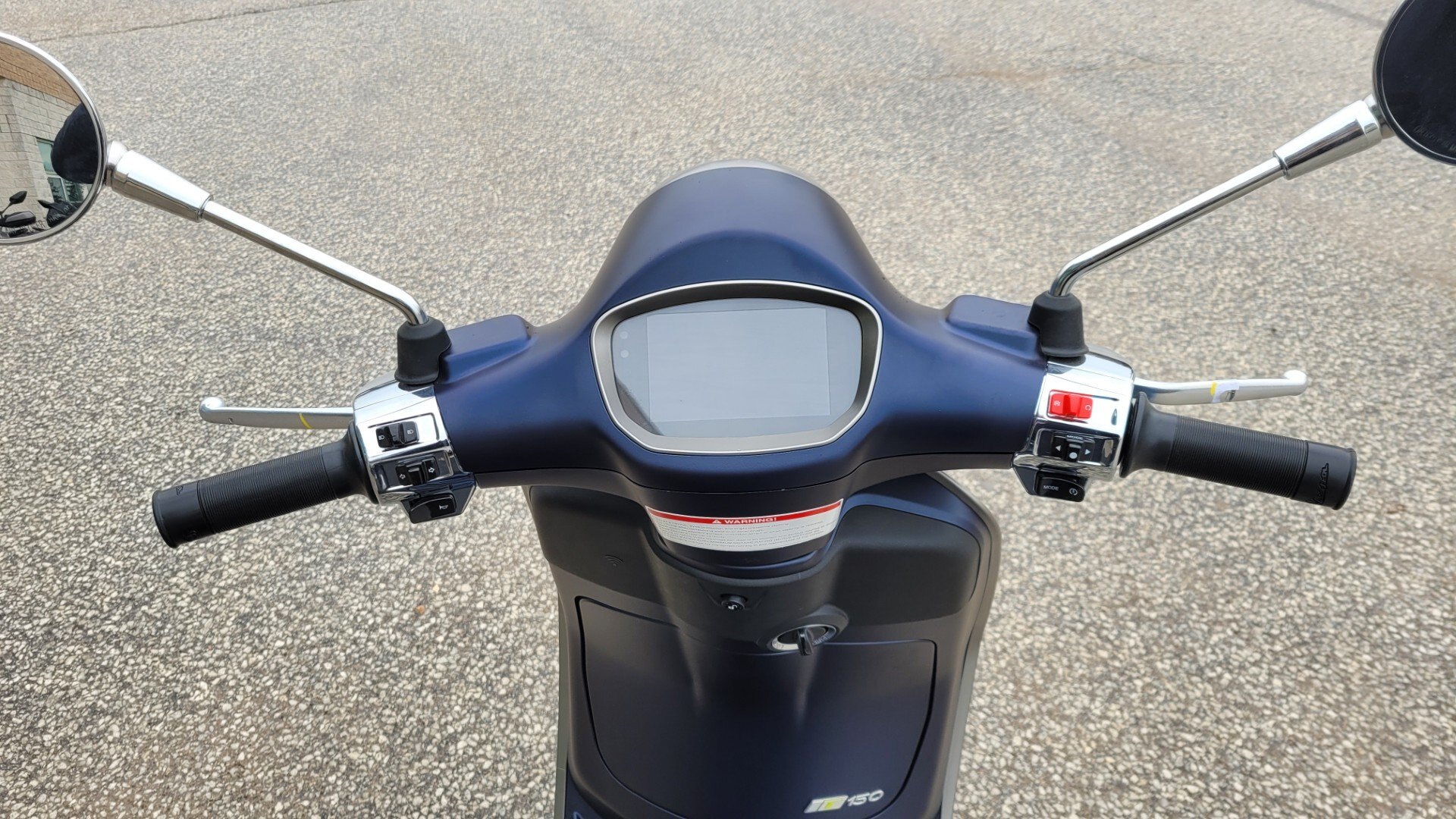 2025 VESPA Primavera 150 Tech