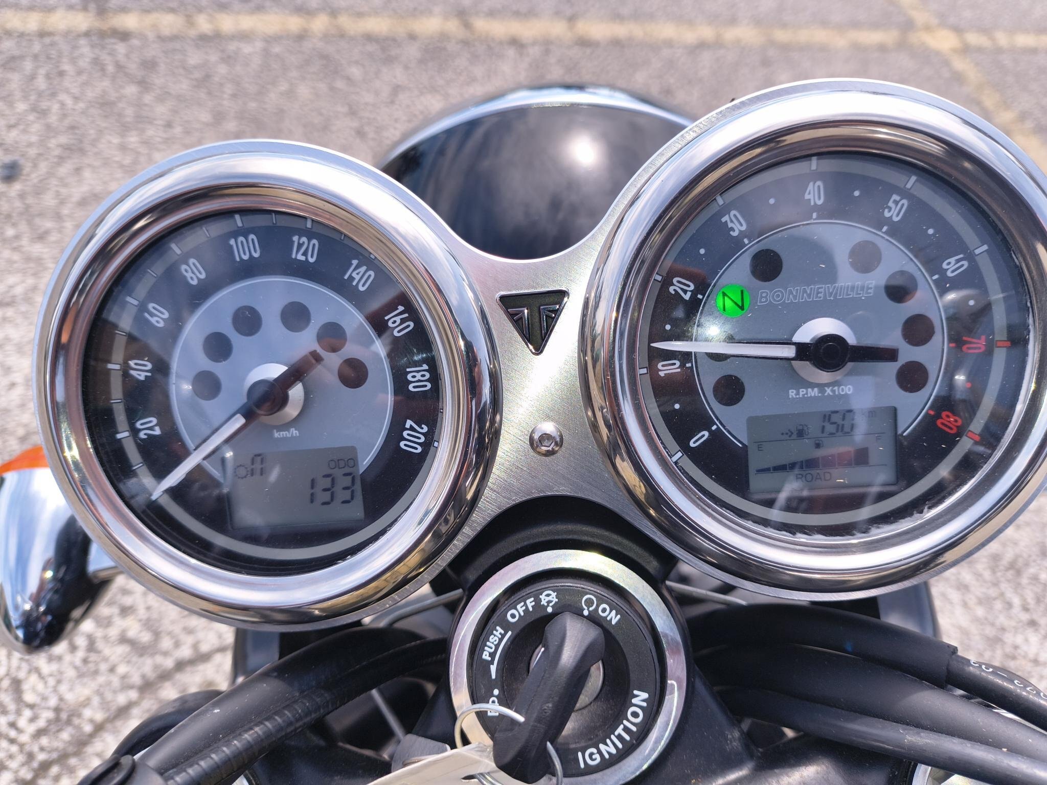 2024 TRIUMPH Bonneville T120