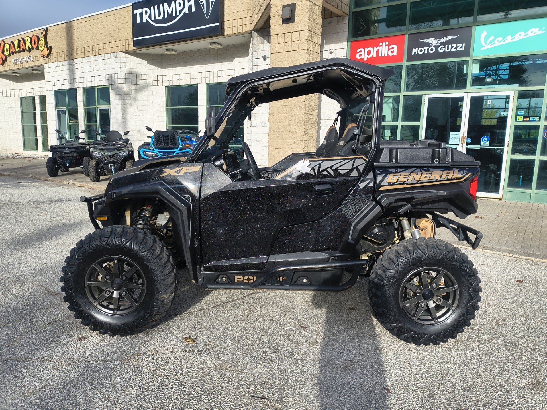 2023 Polaris GENERAL XP 1000 Ultimate Black Crystal