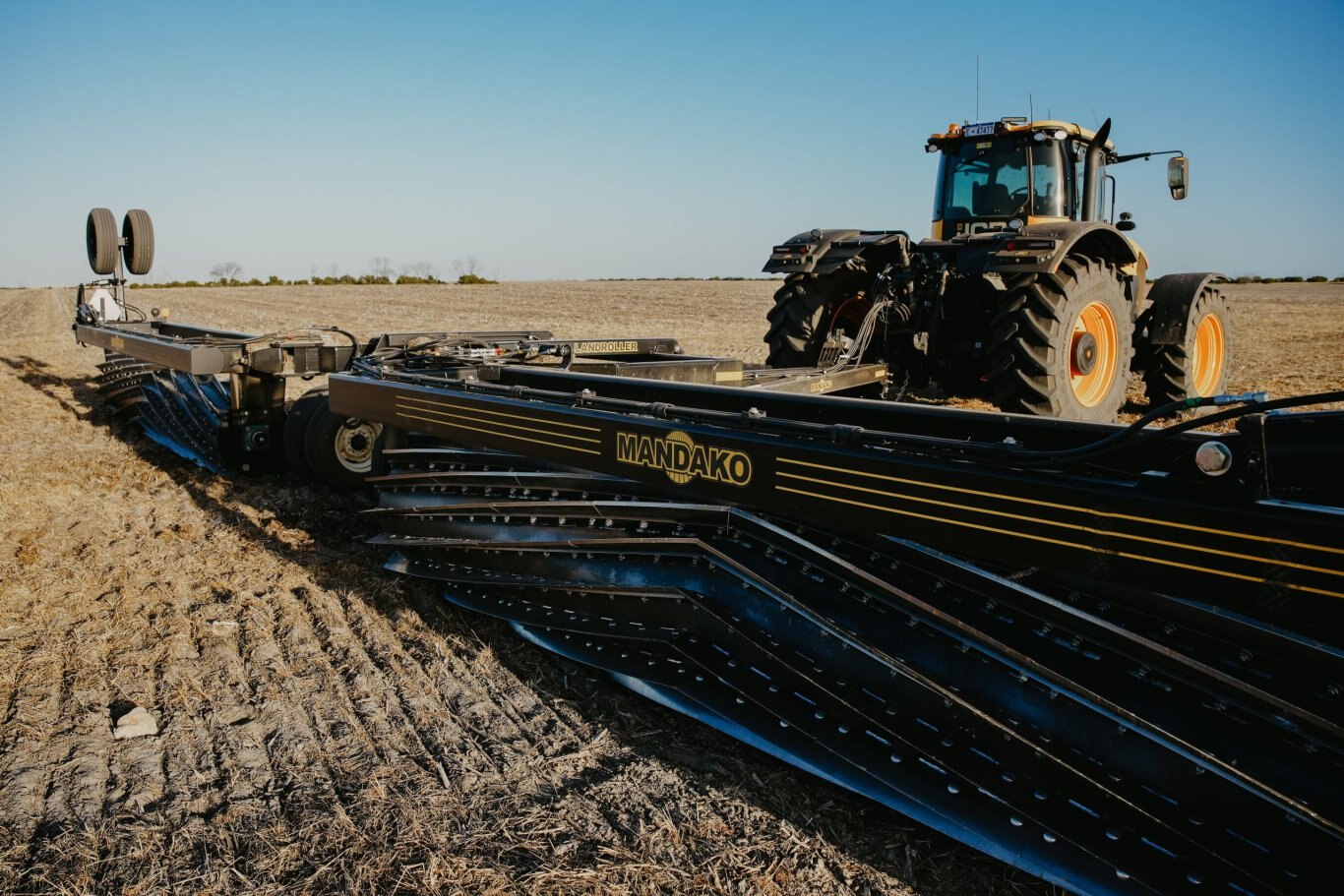 Mandako Cover Crop Crimper