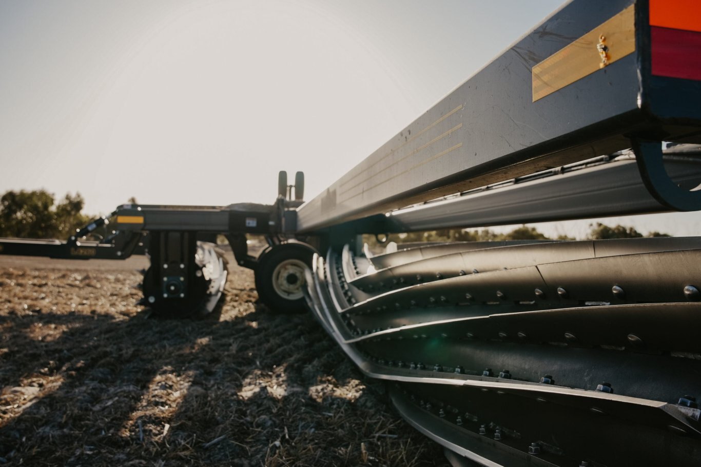 Mandako Cover Crop Crimper