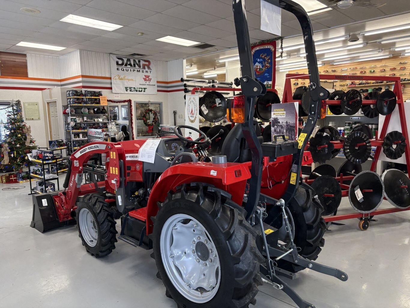 Massey Ferguson 1825E Compact Tractor