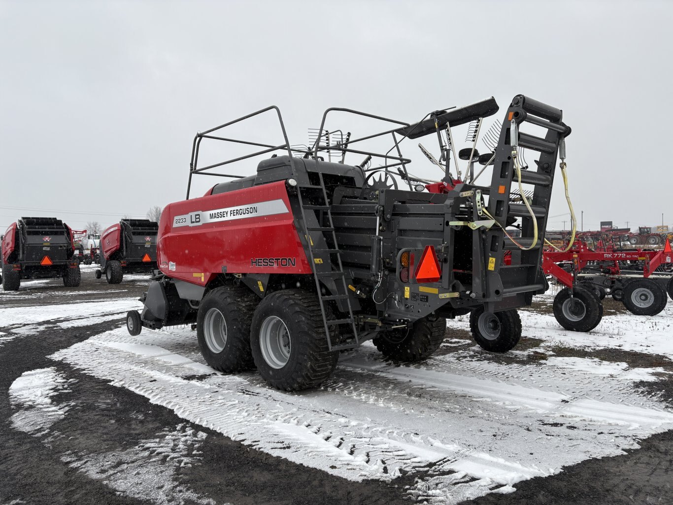 Massey Ferguson LB2233 Large Square Baler