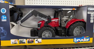 Massey Ferguson 7624 Loader Tractor Toy With Bucket Attachment 1:16 3+