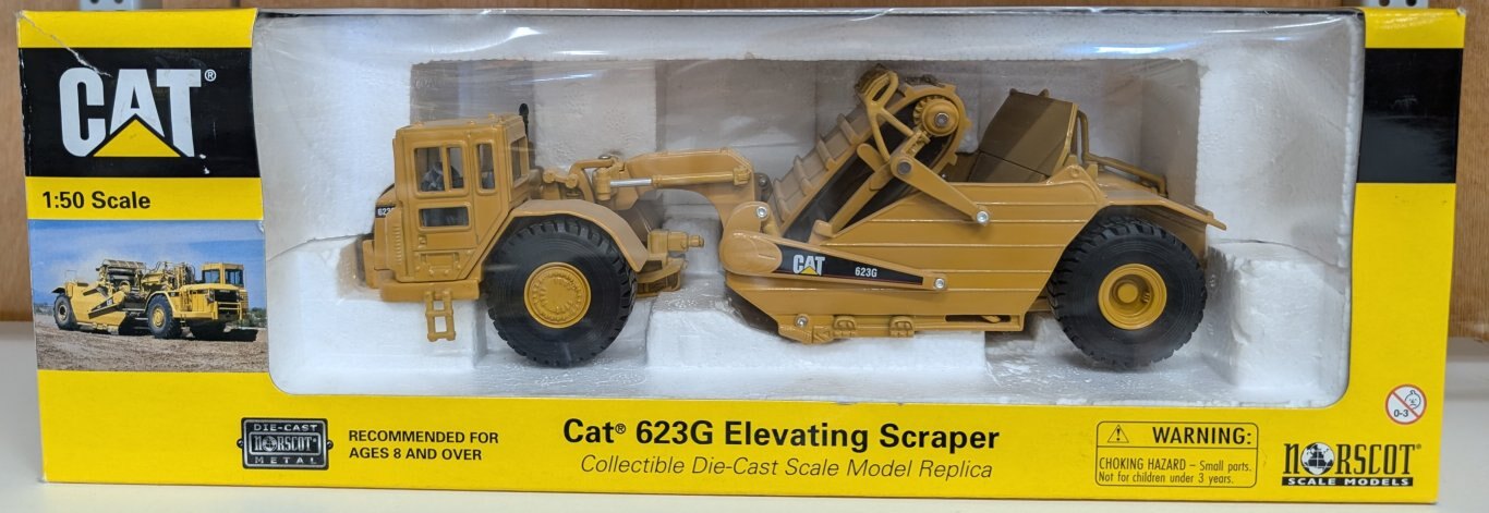 Cat 623G Elevating Scraper 1:50 Scale Collectible