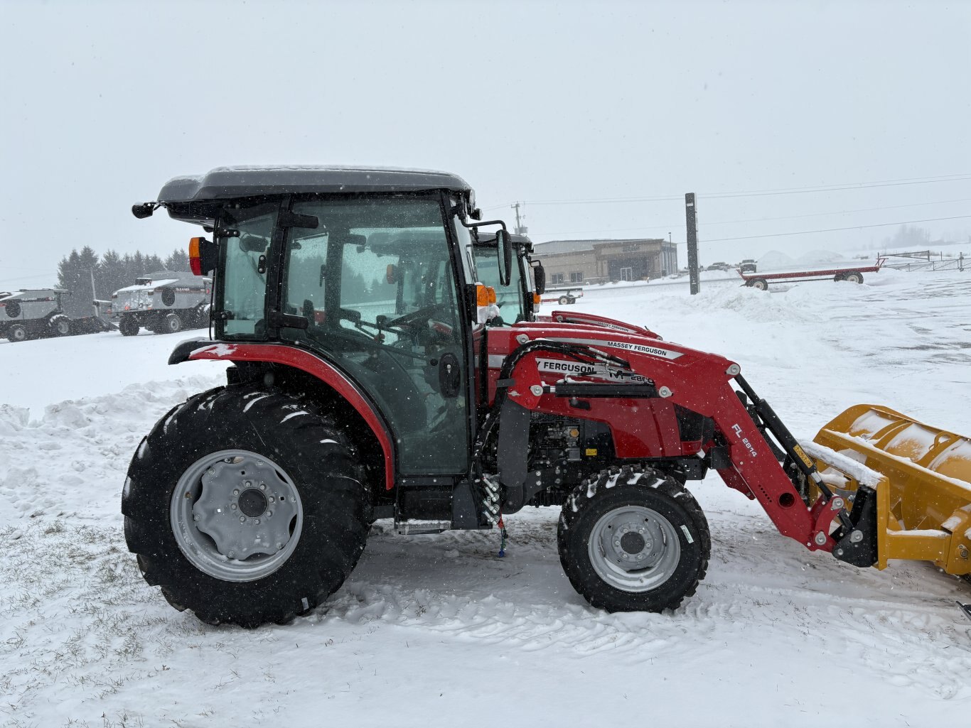 Massey Ferguson MF 2860 M Series Premium Compact Tractors