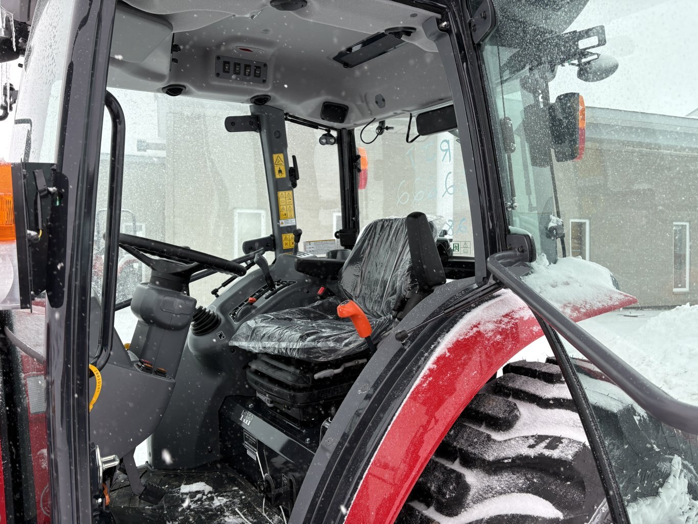 Massey Ferguson MF 2860 M Series Premium Compact Tractors