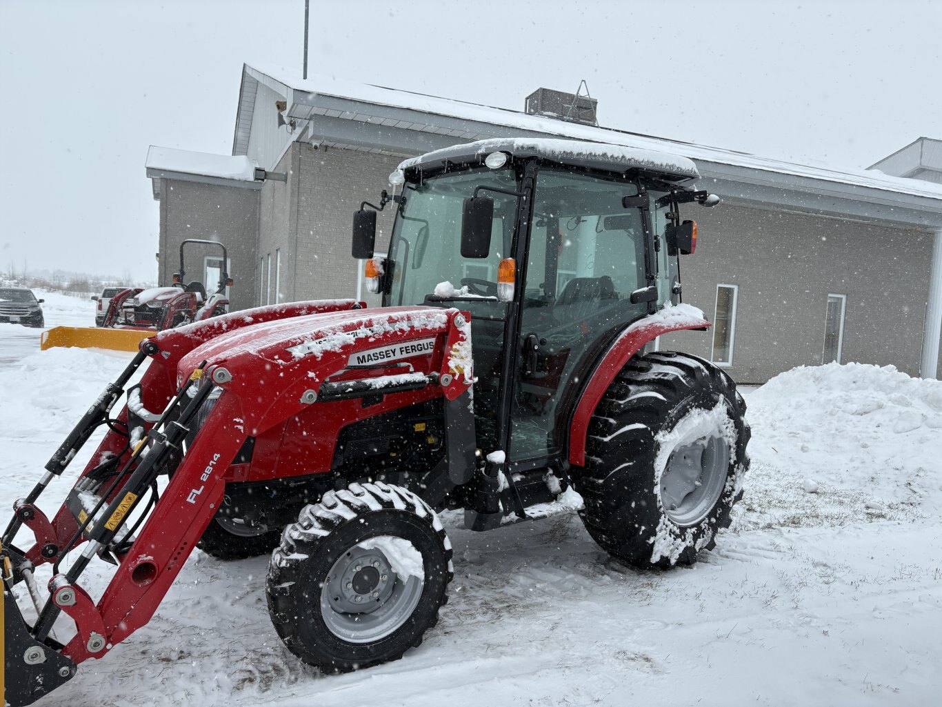 Massey Ferguson MF 2860 M Series Premium Compact Tractors