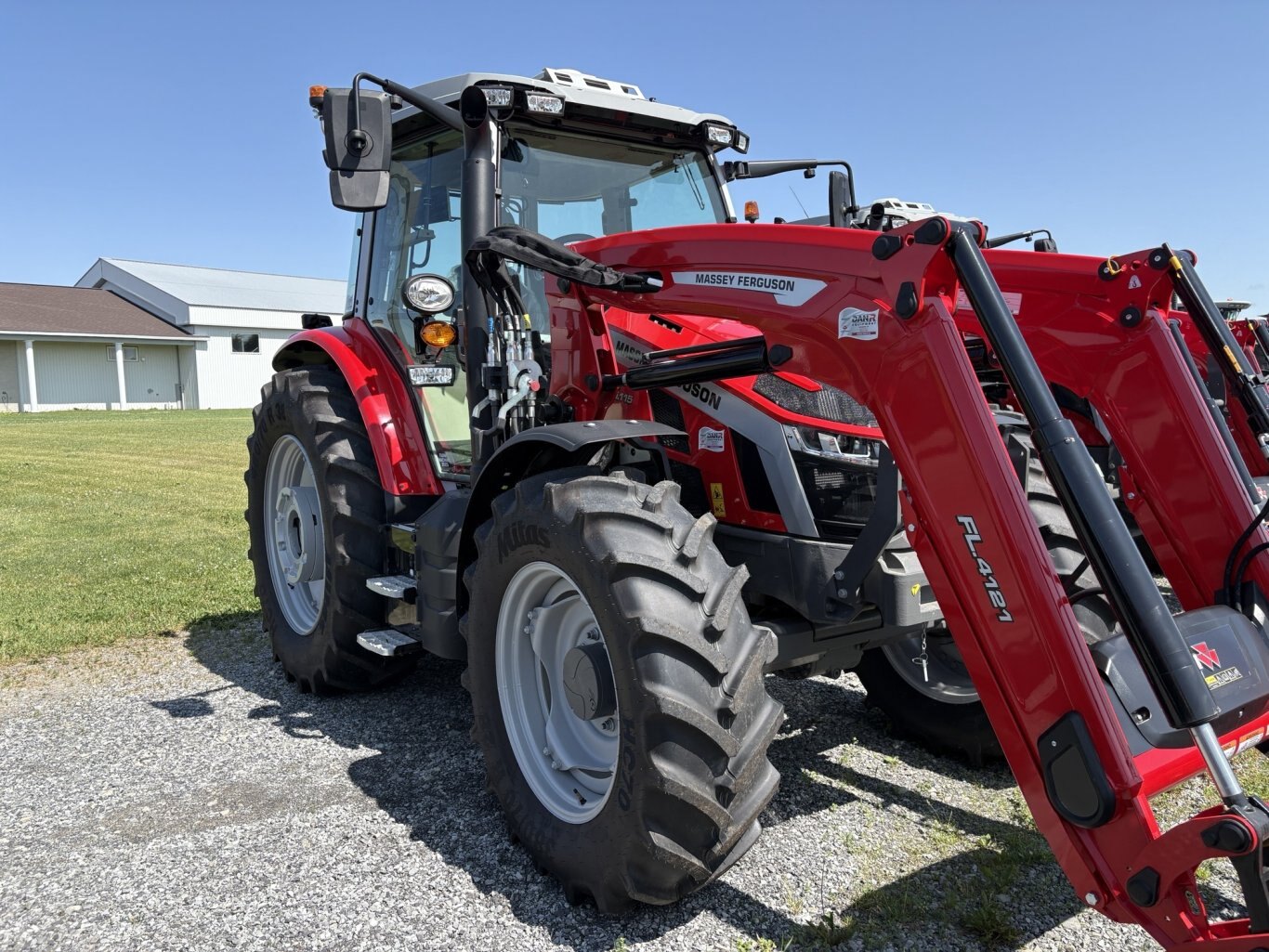 Massey Ferguson 5S.115