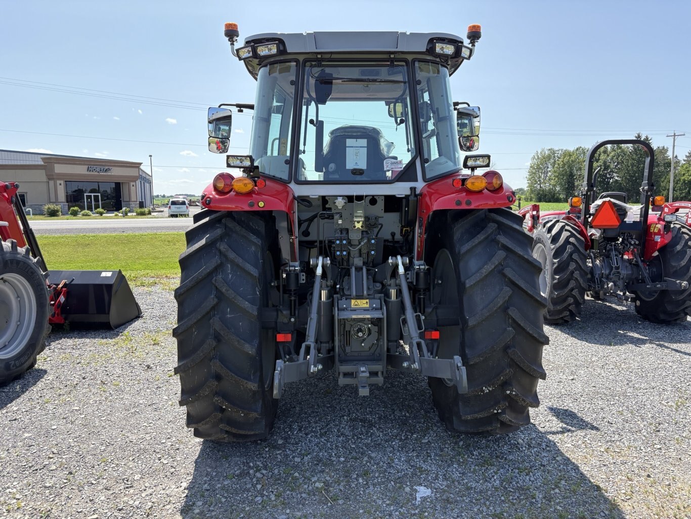 Massey Ferguson 5S.115
