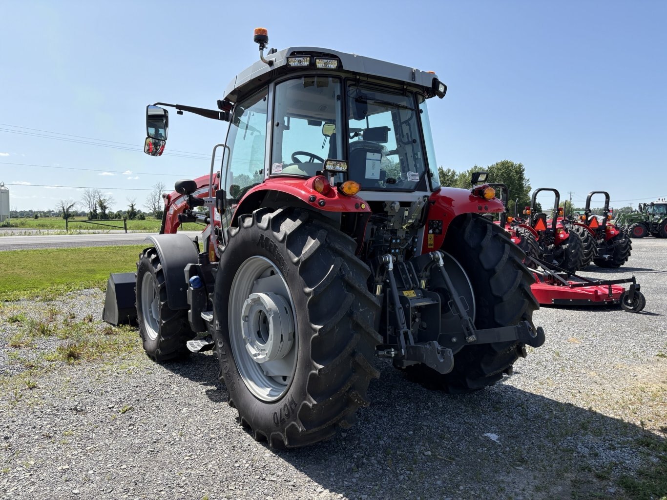 Massey Ferguson 5S.115