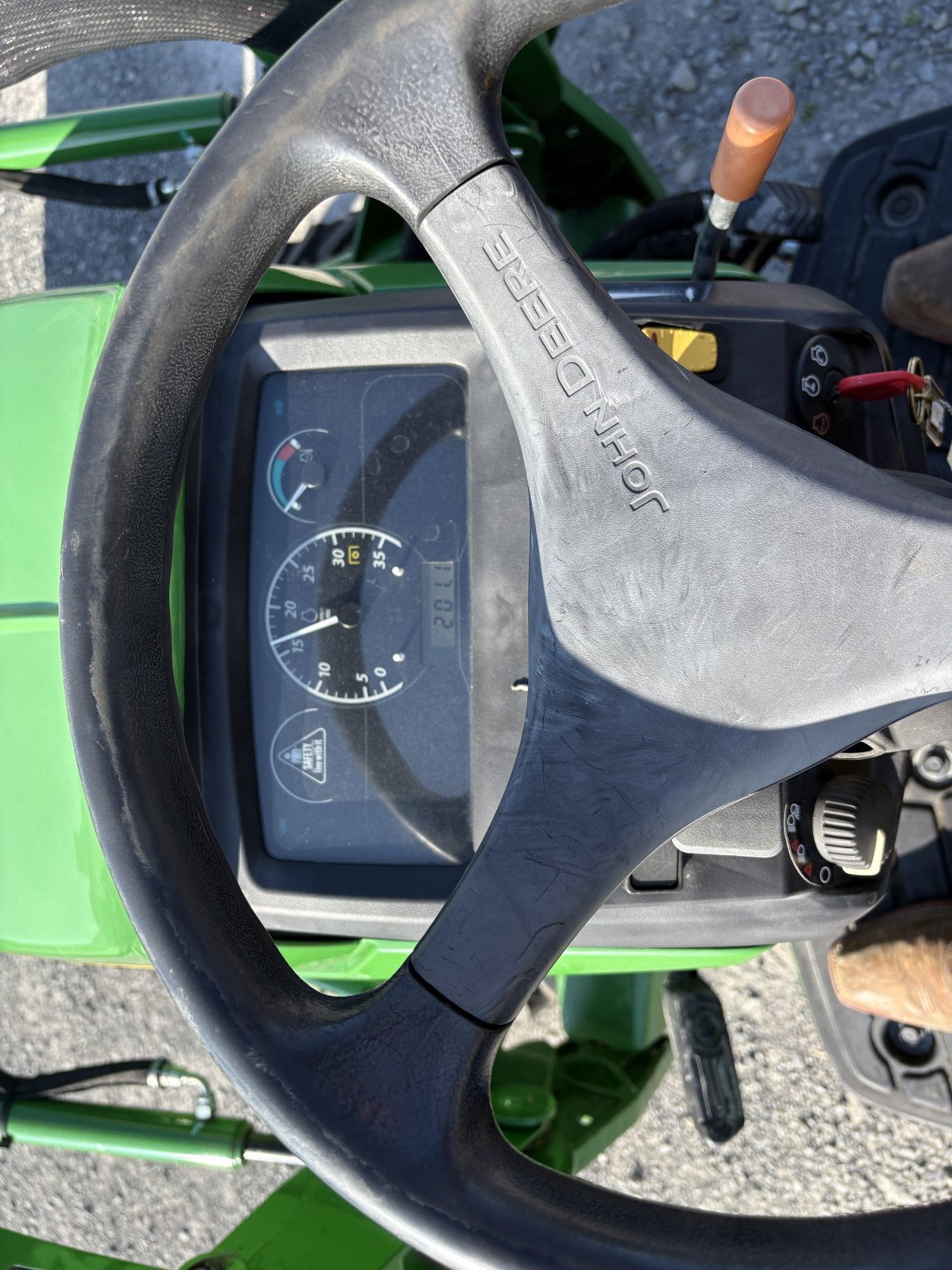 JOHN DEERE 1025R TLB