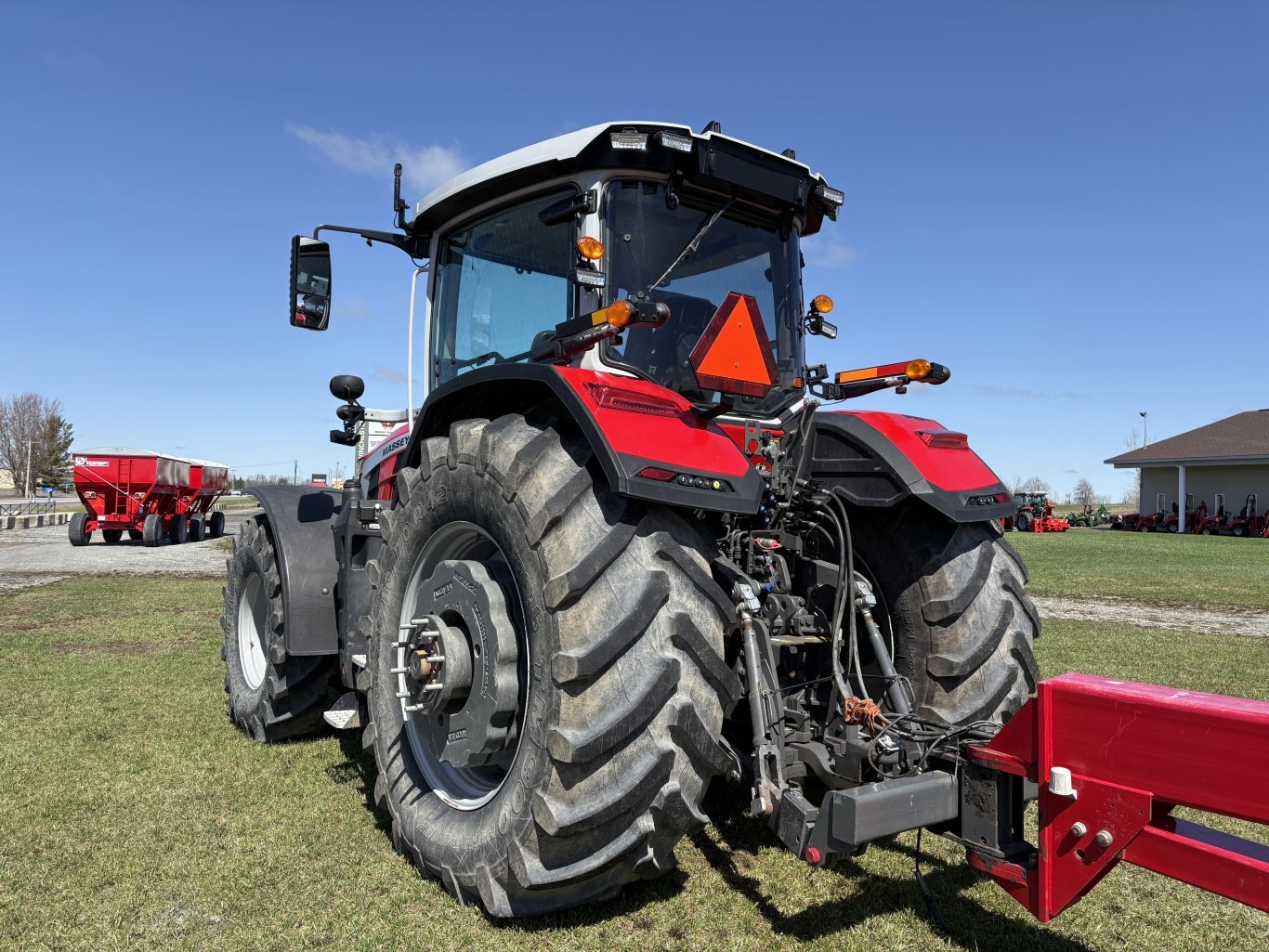 MASSEY FERGUSON 8S.265