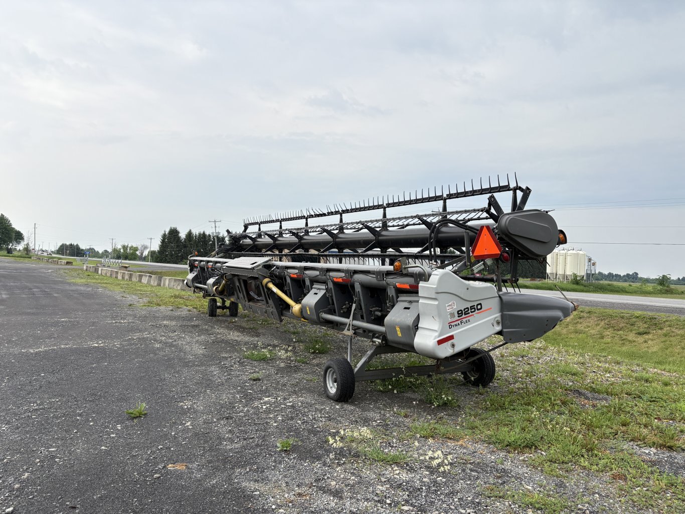 2011 GLEANER 9250 FLEX DRAPER