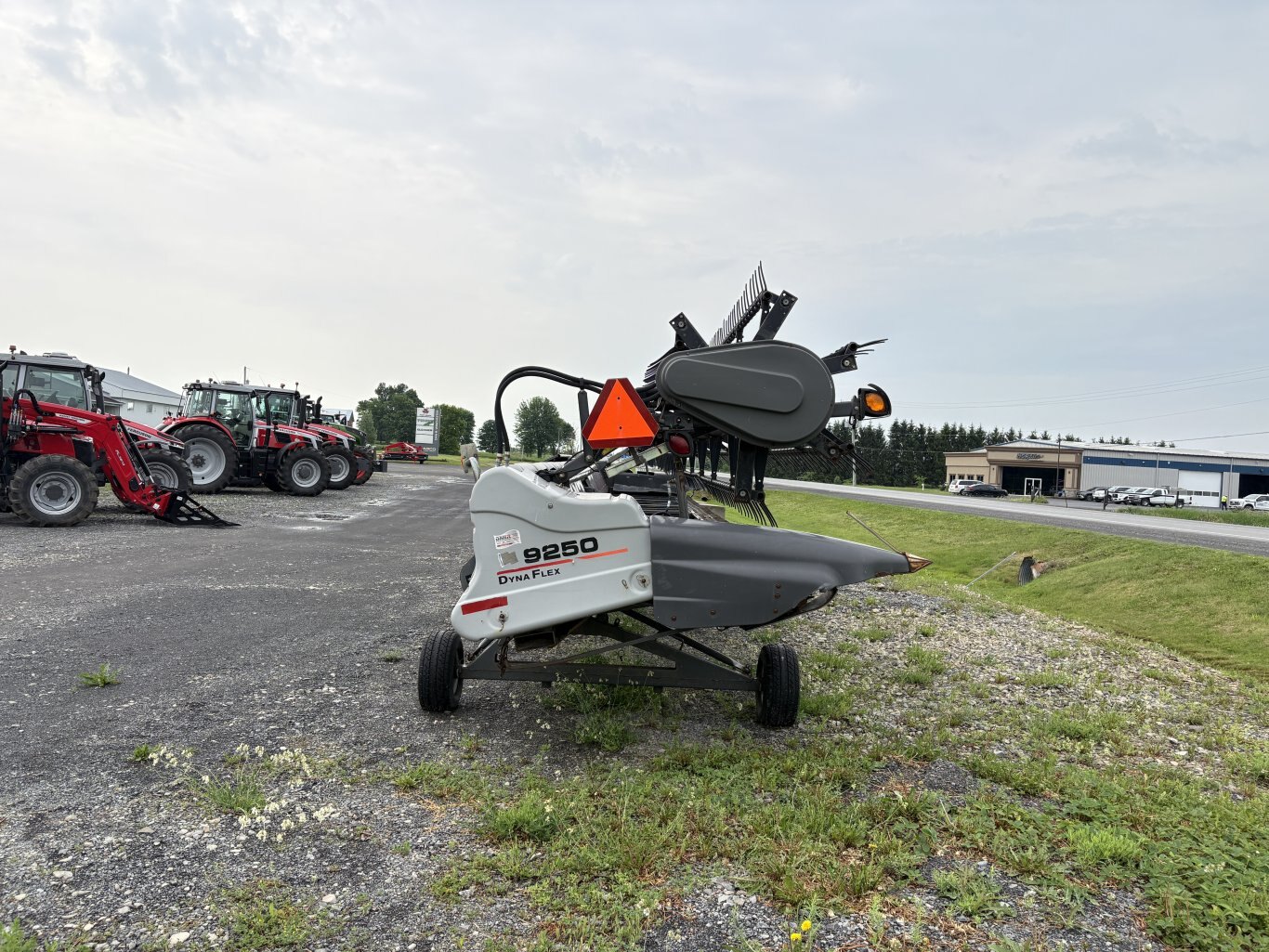 2011 GLEANER 9250 FLEX DRAPER