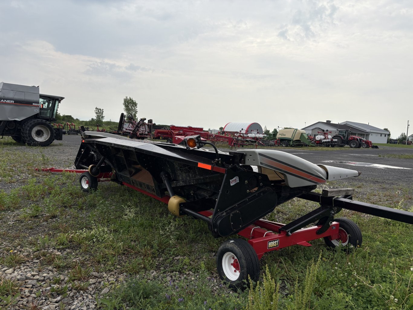GLEANER 830